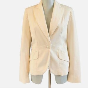 H&M- Women’s ivory/ white cotton blaze jacket suit size 4
